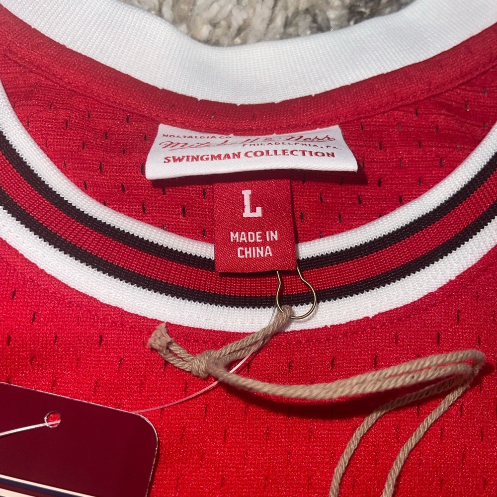 Mitchell & Ness Chicago Bulls Home 1997 Scottie Pippen Jersey Sizes Available - Picture 3 of 6